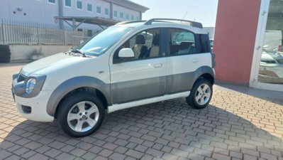 Fiat Panda 1.3 MJT 16V DPF 4x4 Cross (2)