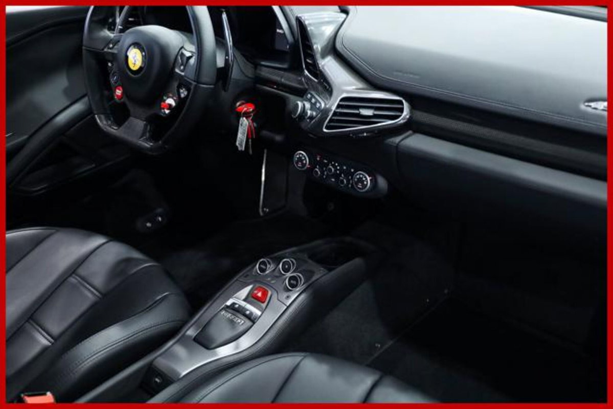 Ferrari 458 Coupé 458 Italia DCT (14)