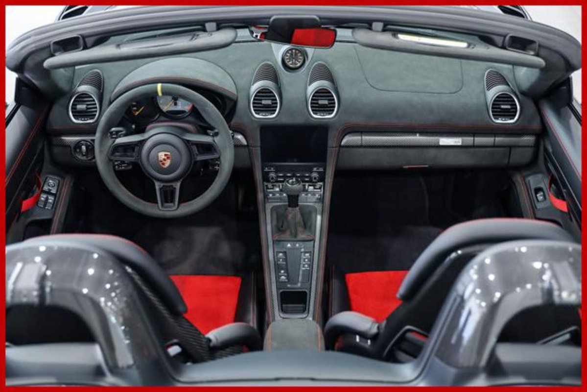 Porsche 718 Boxster  4.0 Spyder RS pdk (12)