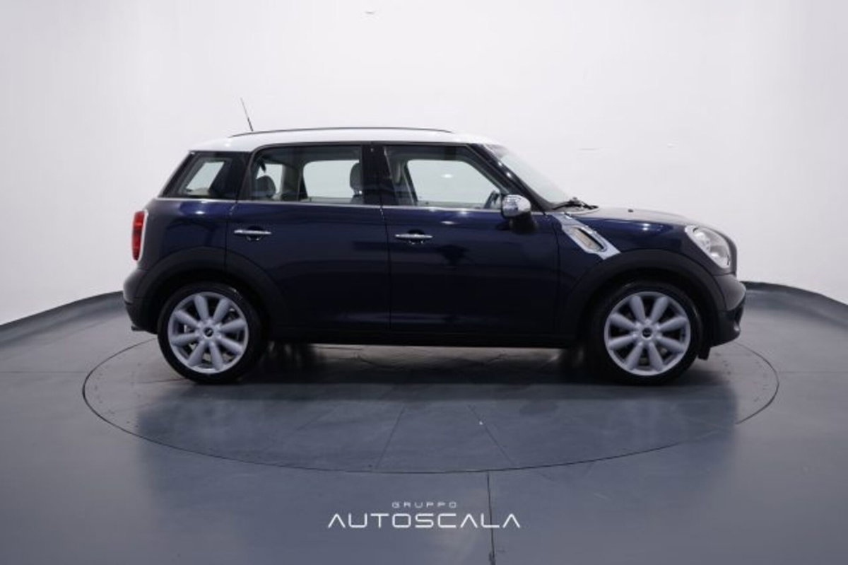 MINI Mini Countryman 1.6 Cooper D Countryman (7)