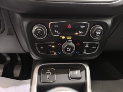 Jeep Compass 1.6 Multijet II 2WD Limited (15)