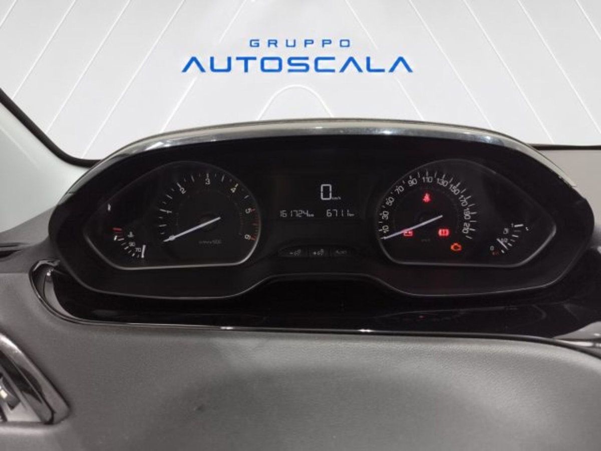 Peugeot 208 75 5 porte Active (11)