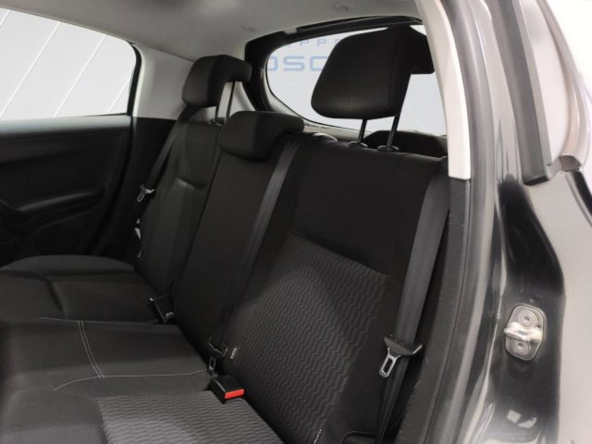 Peugeot 208 75 5 porte Active (14)