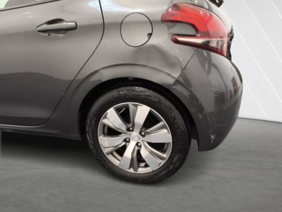 Peugeot 208 75 5 porte Active (16)