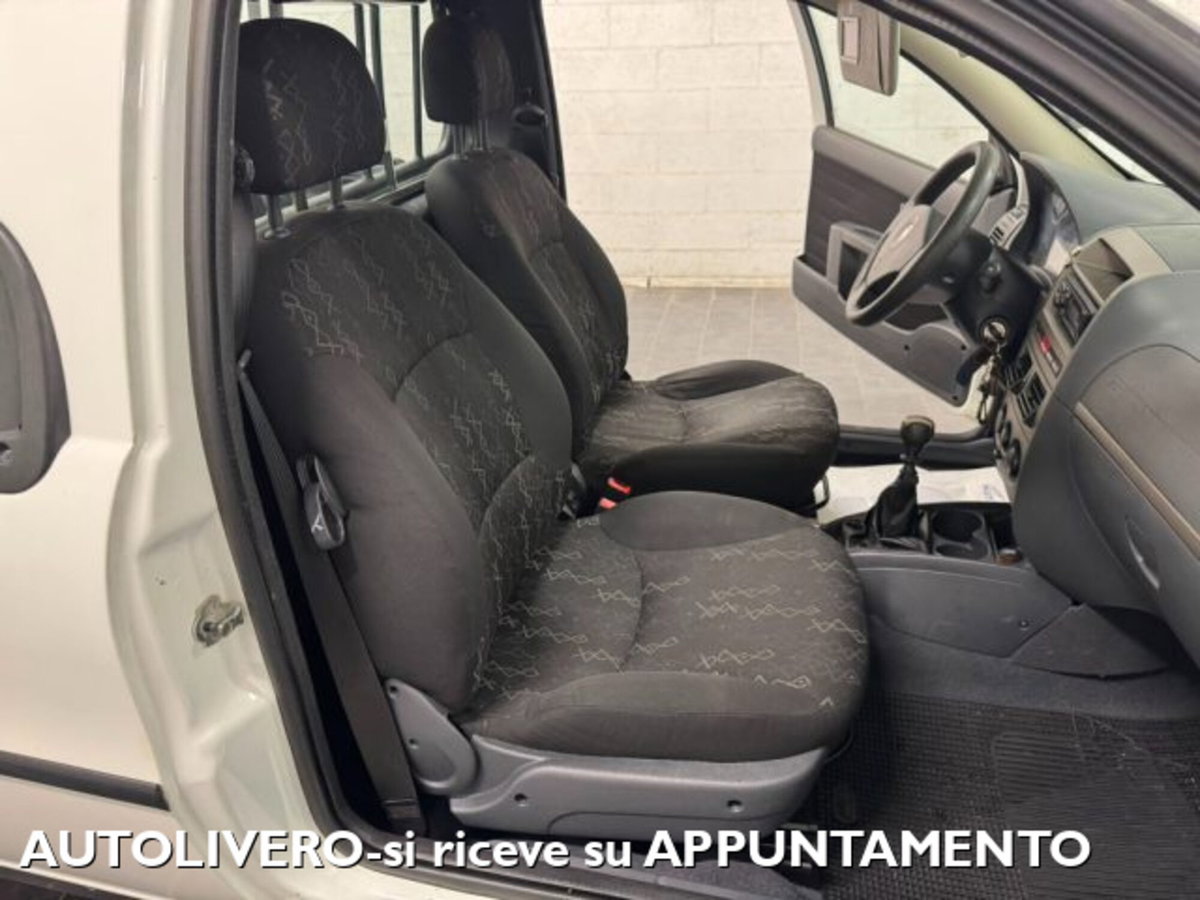 Fiat Strada 1.3 MJT 95CV Pick-up DC Working (7)