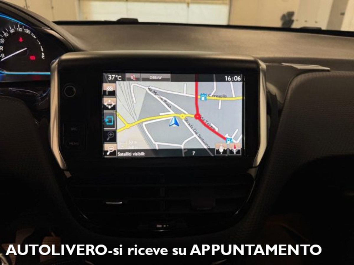 Peugeot 2008 120 S&S Crossway (12)