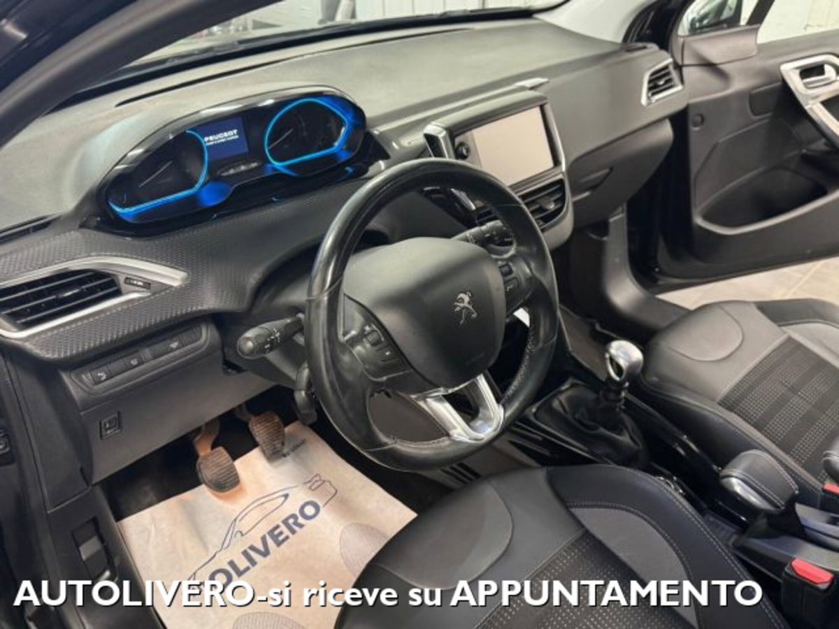 Peugeot 2008 120 S&S Crossway (5)