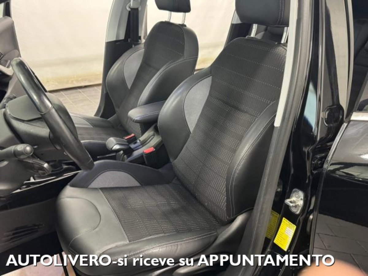 Peugeot 2008 120 S&S Crossway (6)