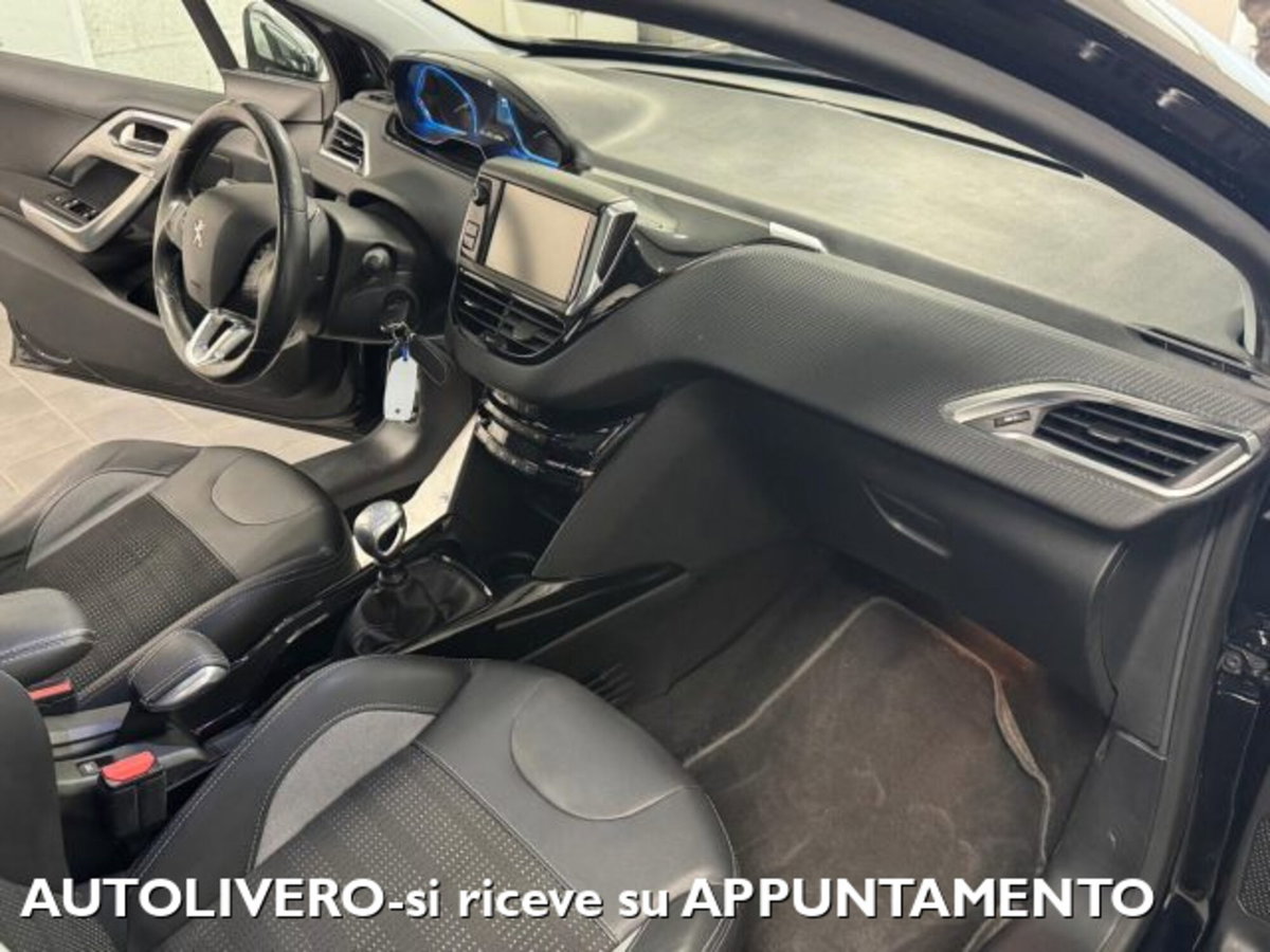 Peugeot 2008 120 S&S Crossway (8)