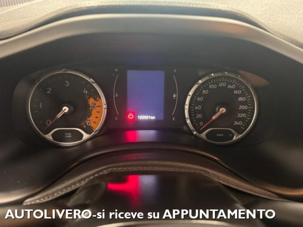 Jeep Renegade 1.6 Mjt DDCT 120 CV Longitude (5)