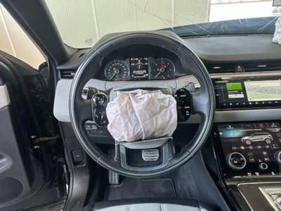 Land Rover Range Rover Evoque 2.0D I4-L.Flw 150 CV AWD Auto R-Dynamic (17)