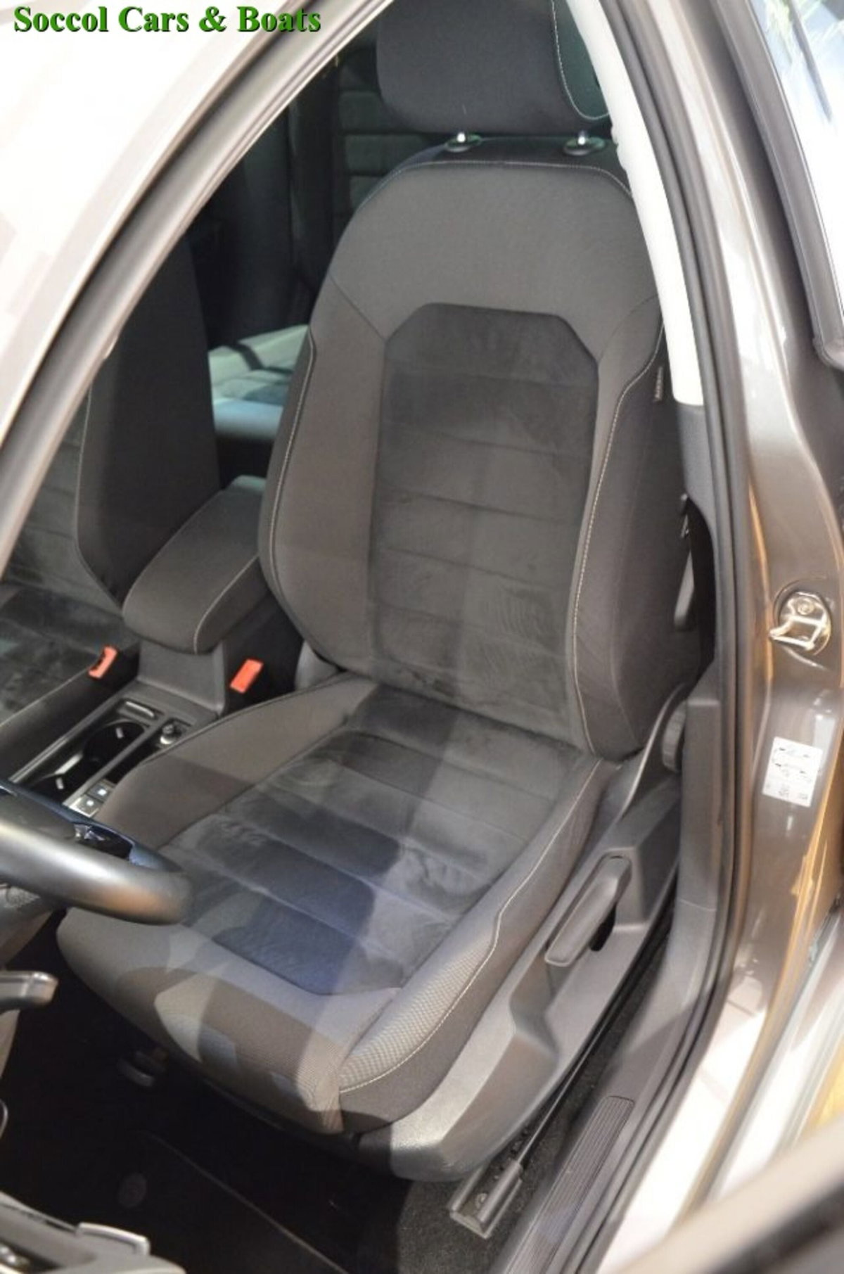 Volkswagen Golf 1.4 TSI 140 CV DSG 5p. Highline BlueMotion Technology (19)