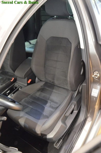 Volkswagen Golf 1.4 TSI 140 CV DSG 5p. Highline BlueMotion Technology (19)