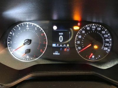Renault Clio TCe 100 CV GPL 5 porte Equilibre (8)