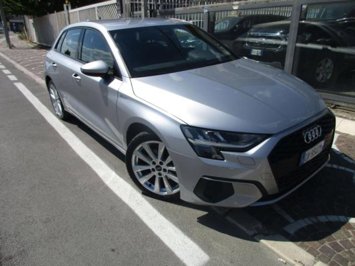 Audi A3 Sportback 30 TDI Business (3)