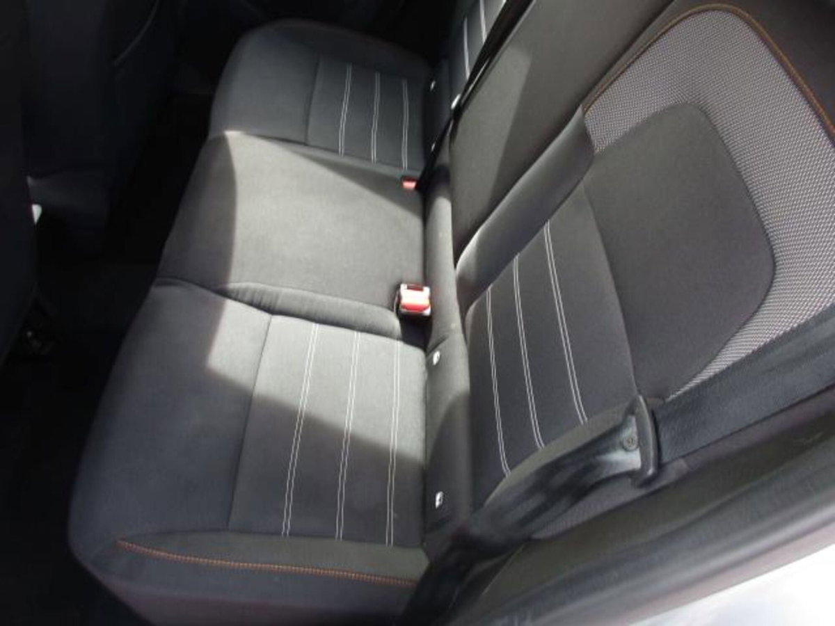 Dacia Sandero Stepway 1.0 TCe 90 CV Comfort (10)