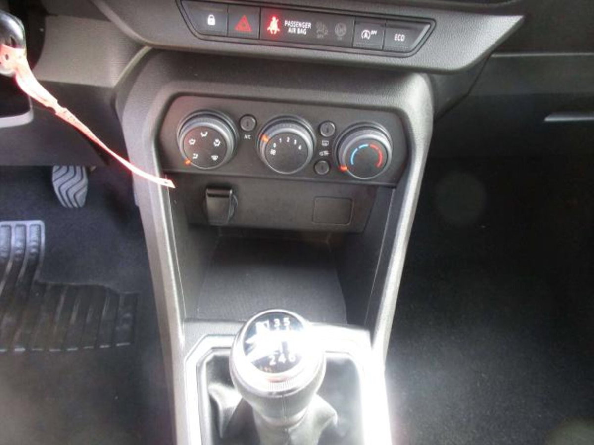 Dacia Sandero Stepway 1.0 TCe 90 CV Comfort (14)