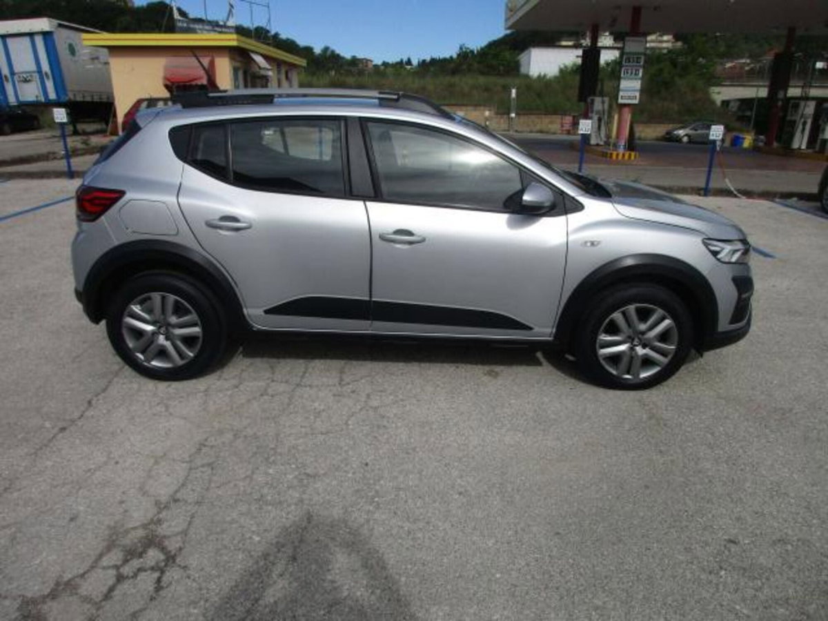 Dacia Sandero Stepway 1.0 TCe 90 CV Comfort (3)
