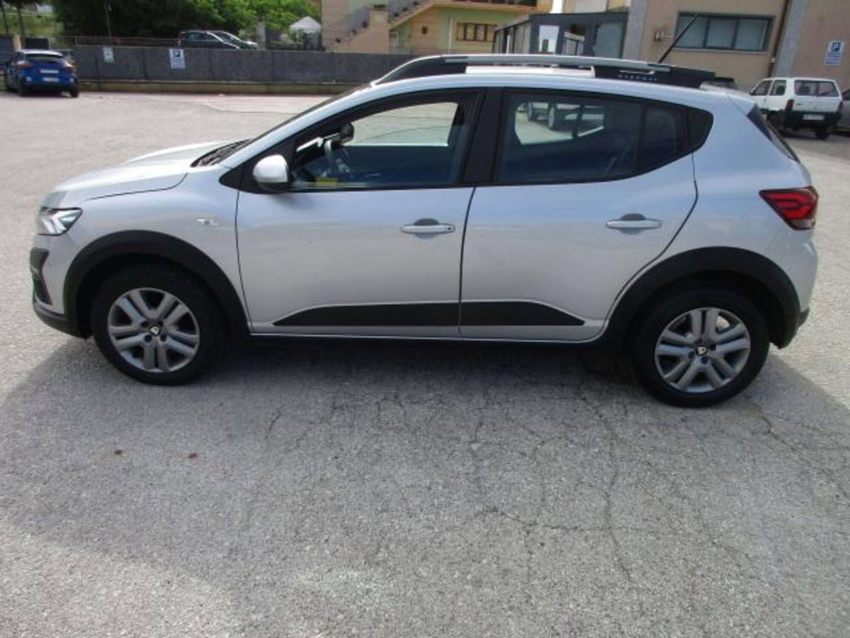 Dacia Sandero Stepway 1.0 TCe 90 CV Comfort (4)