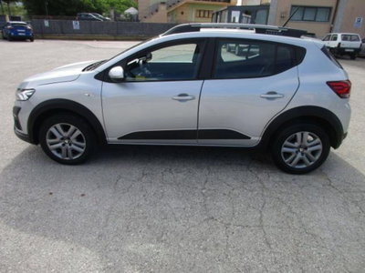 Dacia Sandero Stepway 1.0 TCe 90 CV Comfort (4)