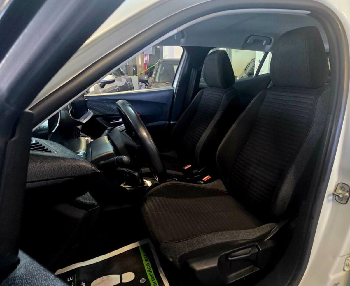 Peugeot 2008 BlueHDi 110 S&S Active Pack (11)
