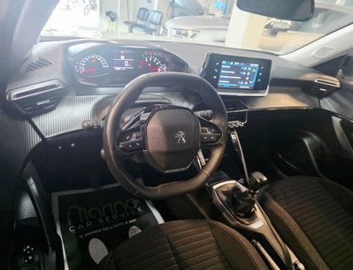 Peugeot 2008 BlueHDi 110 S&S Active Pack (16)