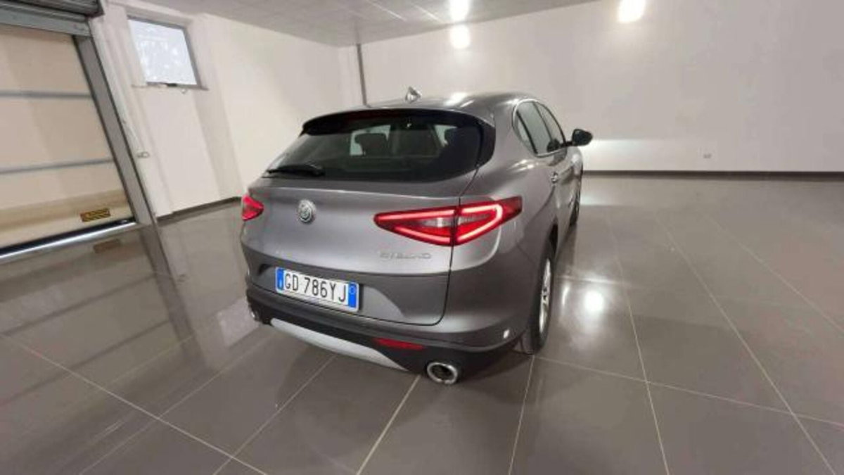 Alfa Romeo Stelvio Stelvio 2.2 Turbodiesel 190 CV AT8 Q4 Super Business (4)