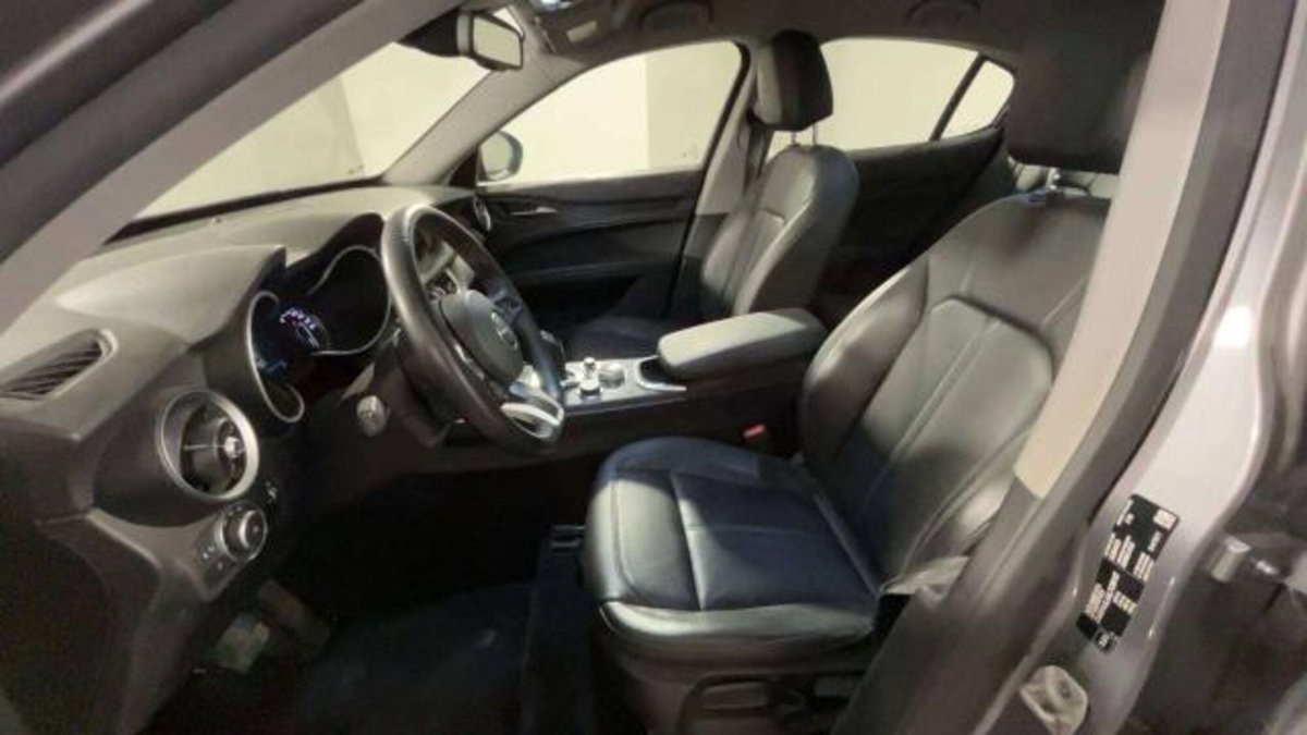 Alfa Romeo Stelvio Stelvio 2.2 Turbodiesel 190 CV AT8 Q4 Super Business (8)