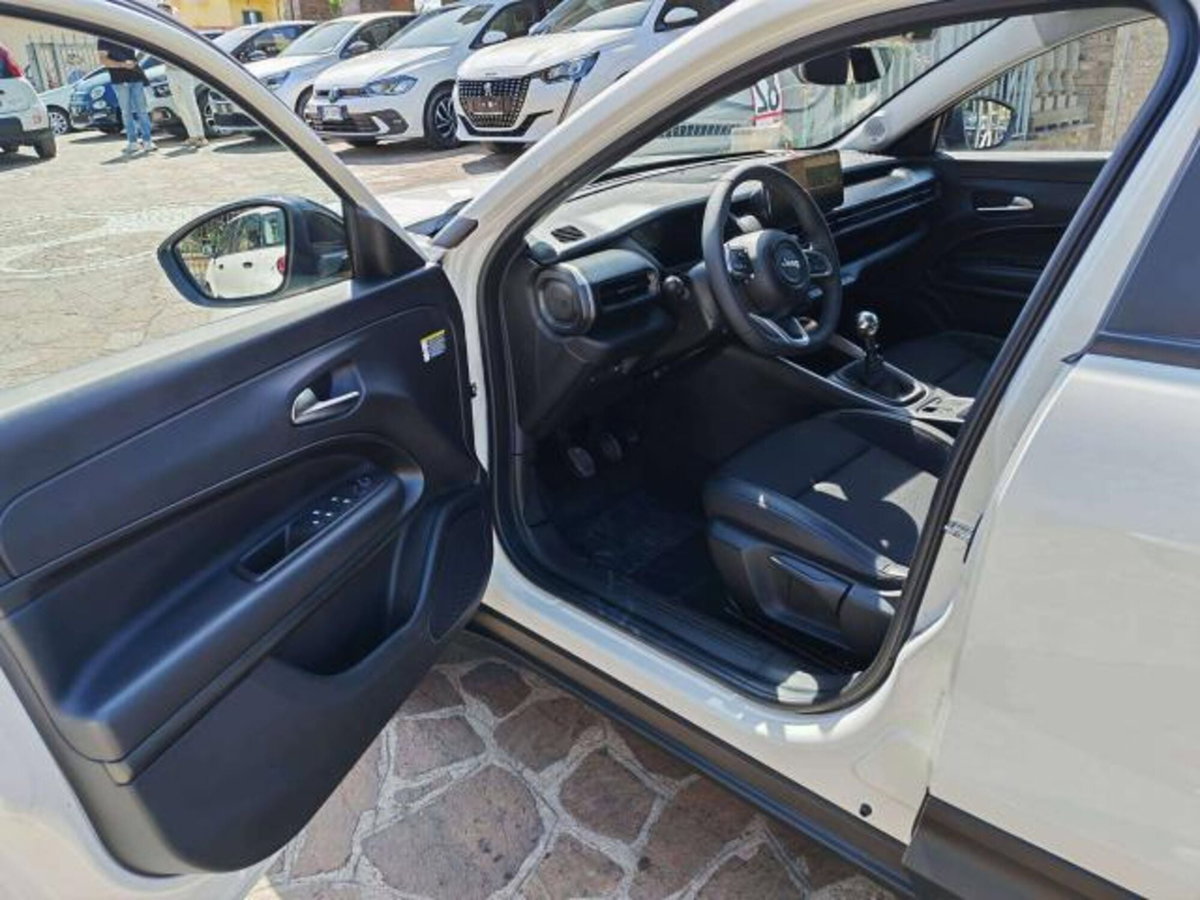 Jeep Avenger 1.2 turbo Altitude fwd 100cv (7)