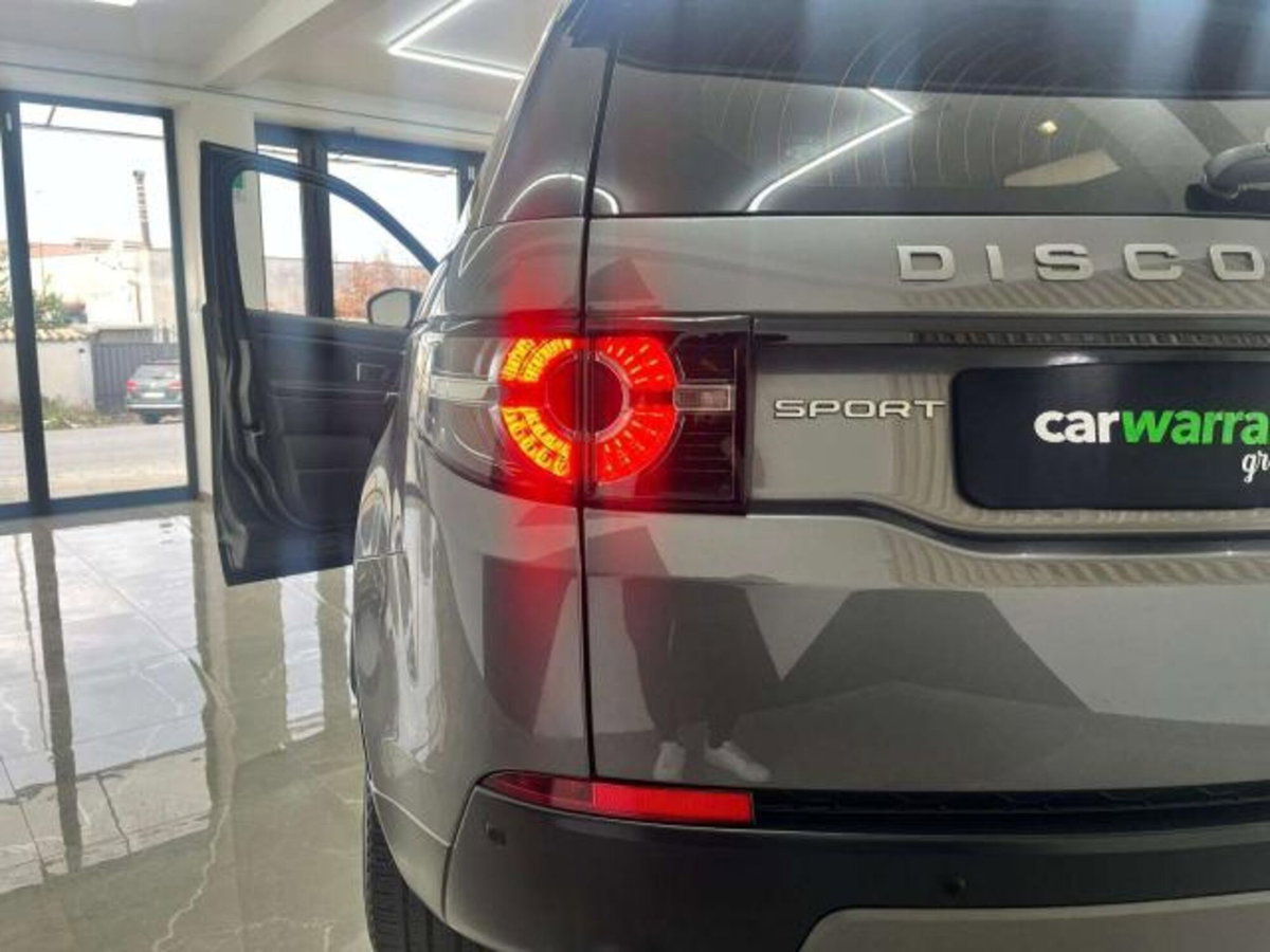 Land Rover Discovery Sport 2.0 TD4 150 CV Pure (11)