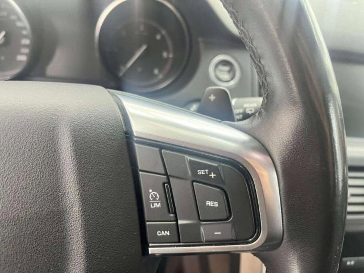 Land Rover Discovery Sport 2.0 TD4 150 CV Pure (15)