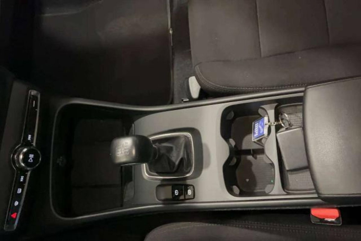VOLVO Veicoli Commerciali XC40 XC40 N1 1.5 T2 Momentum my21 (12)