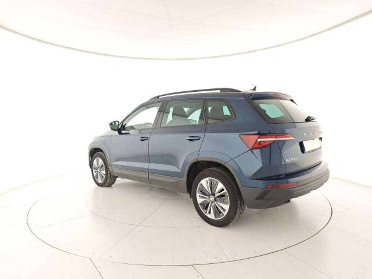 Skoda Karoq 2.0 TDI EVO SCR 115 CV DSG Executive (2)