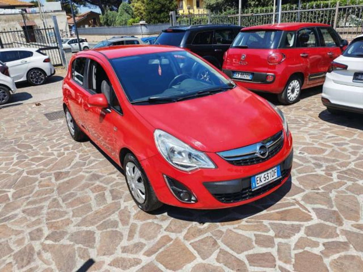 Opel Corsa 1.2 5 porte Ecotec (3)