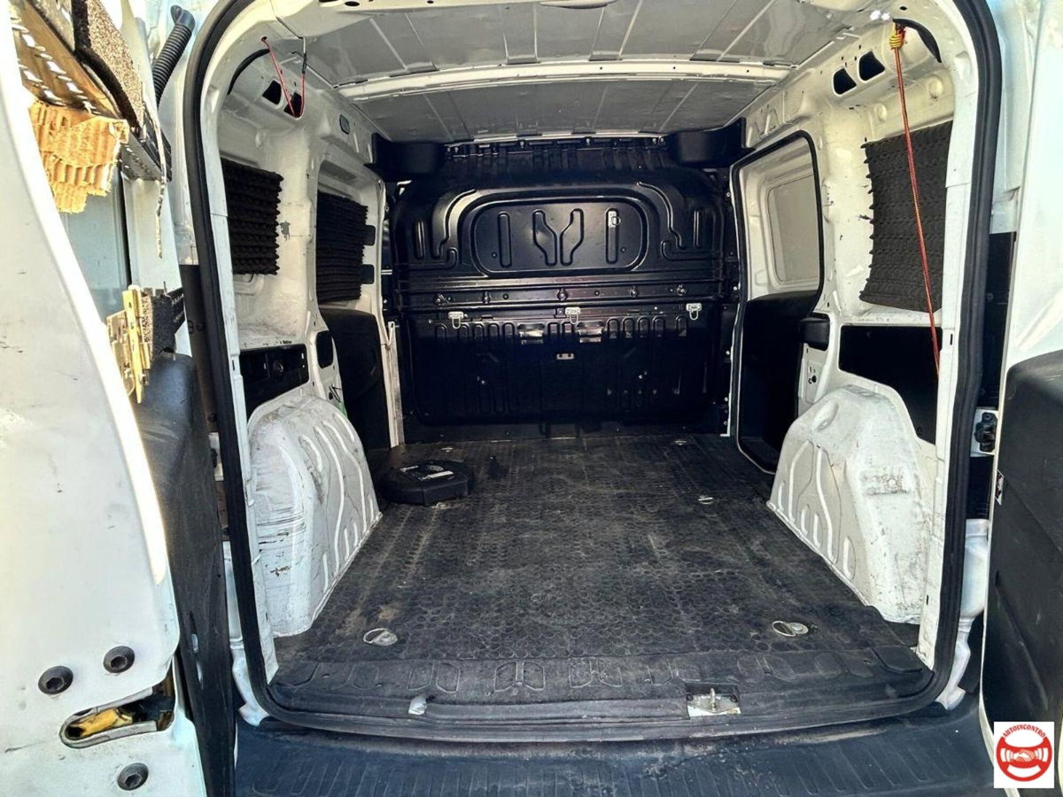 Fiat Doblò Furgone cargo maxi 1.6 mjt 105cv LH1 Trekking S&S (12)