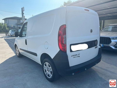Fiat Doblò Furgone cargo maxi 1.6 mjt 105cv LH1 Trekking S&S (3)