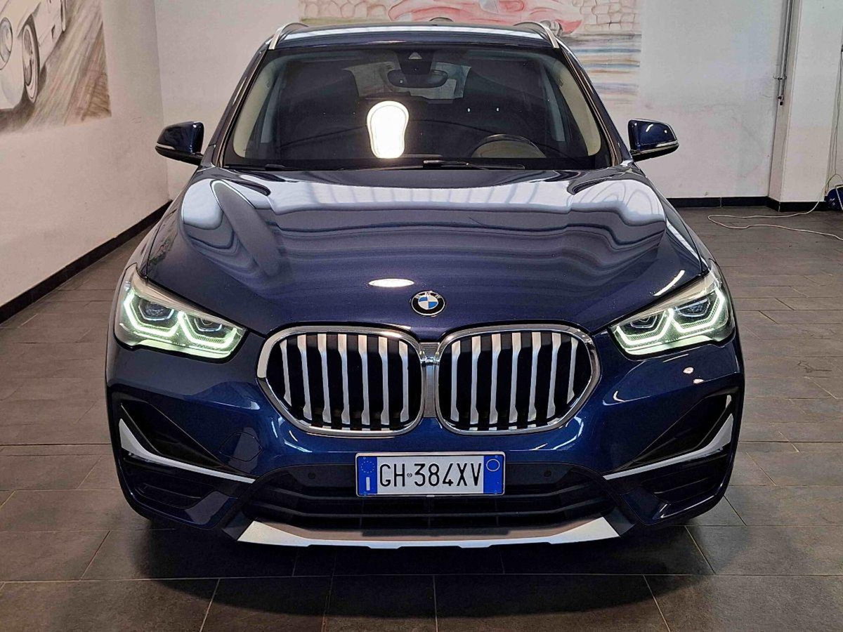 BMW X1 xDrive 20d xLine (2)