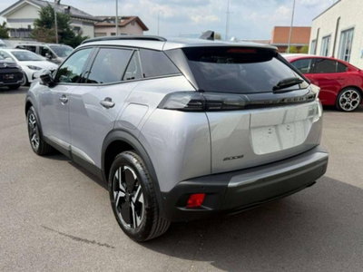 Peugeot 2008 1.2 puretech Allure s&s 100cv (4)