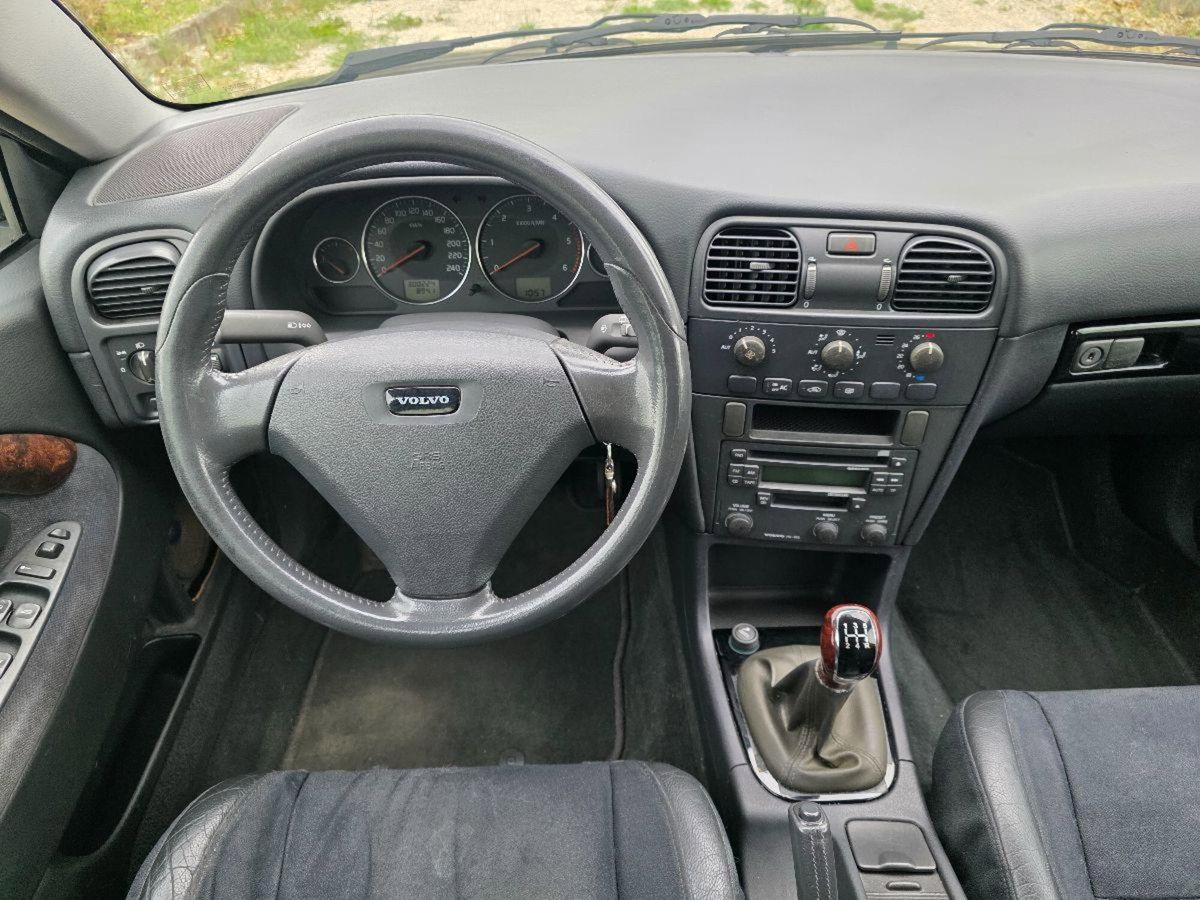 Volvo V40 1.9 D (102 CV) cat Class (11)