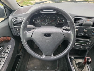 Volvo V40 1.9 D (102 CV) cat Class (12)