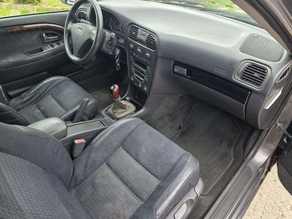 Volvo V40 1.9 D (102 CV) cat Class (14)