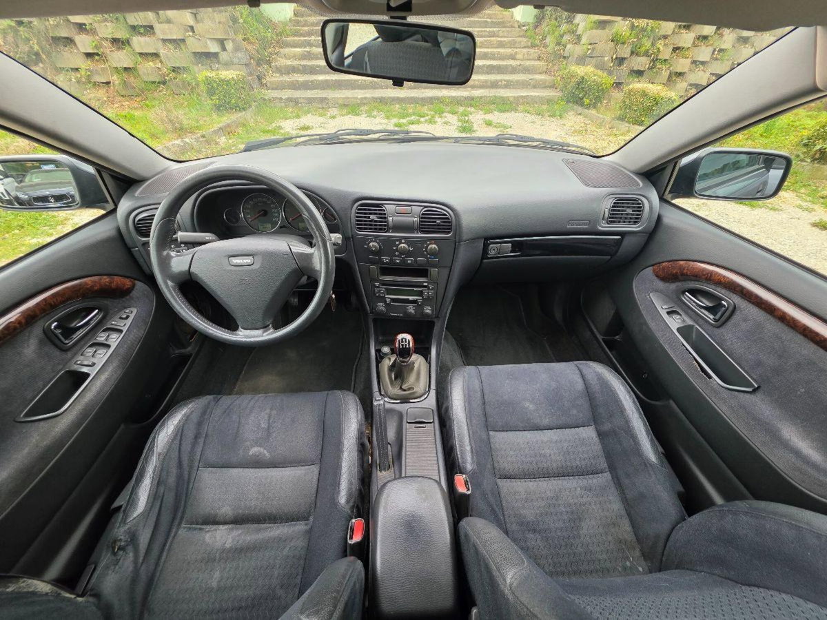 Volvo V40 1.9 D (102 CV) cat Class (9)