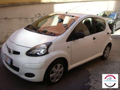 Toyota Aygo 1.0 12V VVT-i 5 porte Now Connect usata