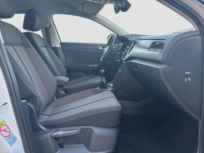 Volkswagen T-Roc 1.6 TDI SCR Advanced BlueMotion Technology (11)