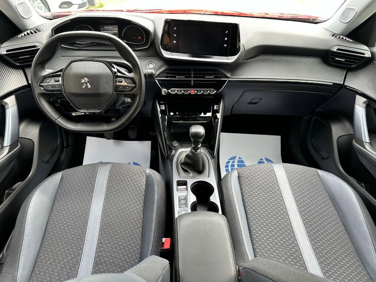 Peugeot 2008 PureTech 100 S&S Allure Pack (11)