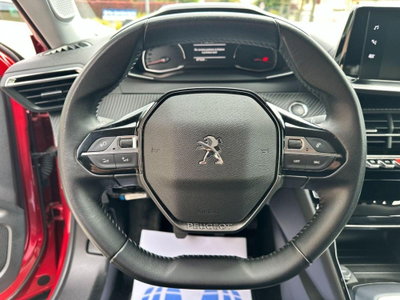 Peugeot 2008 PureTech 100 S&S Allure Pack (12)