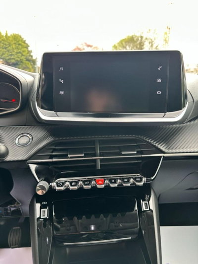 Peugeot 2008 PureTech 100 S&S Allure Pack (15)