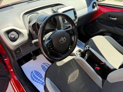 Toyota Aygo 1.0 VVT-i 69 CV 5 porte x-play (10)