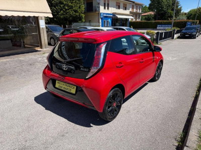 Toyota Aygo 1.0 VVT-i 69 CV 5 porte x-play (4)