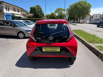 Toyota Aygo 1.0 VVT-i 69 CV 5 porte x-play (5)